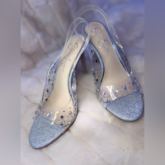 Size 7 Jessica Simpson heels - Picture 2 of 4